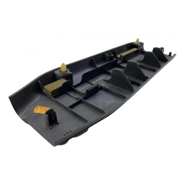 Soleira De Porta Traseira Direita Toyota Hilux 2012 A 2015